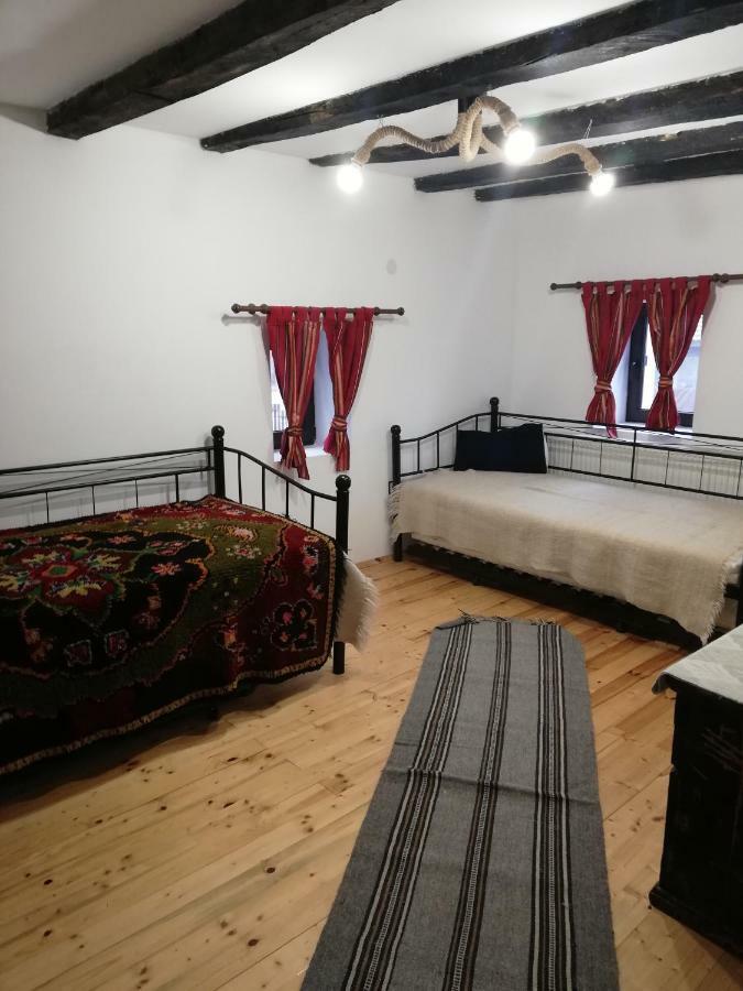 Къща За Гости Чичарите Gabrovo Eksteriør bilde