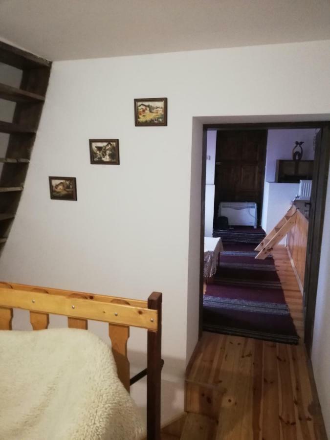 Къща За Гости Чичарите Gabrovo Eksteriør bilde